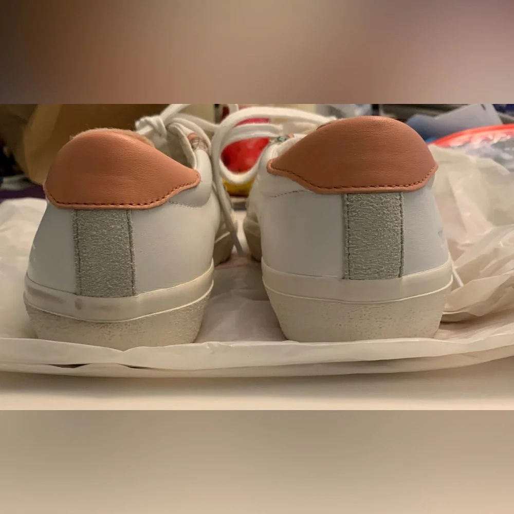 Madewell Sidewalk Low-Top Sneakers - Picture 8 of 8